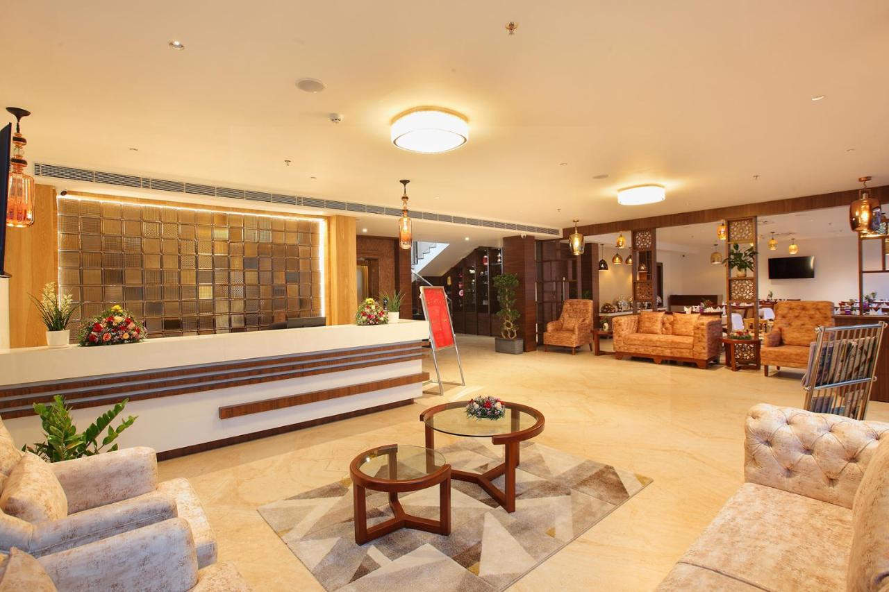 Hotel Maria Park Muvattupuzha Экстерьер фото